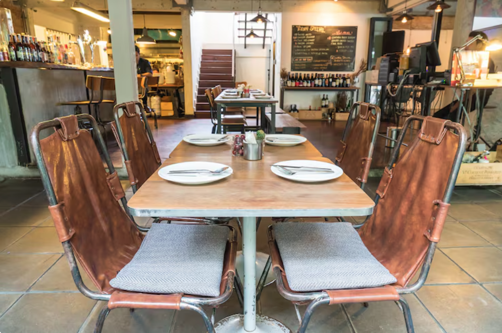 Tablemaker – Built-to-Order Oak Tables and Commercial Furniture from North London