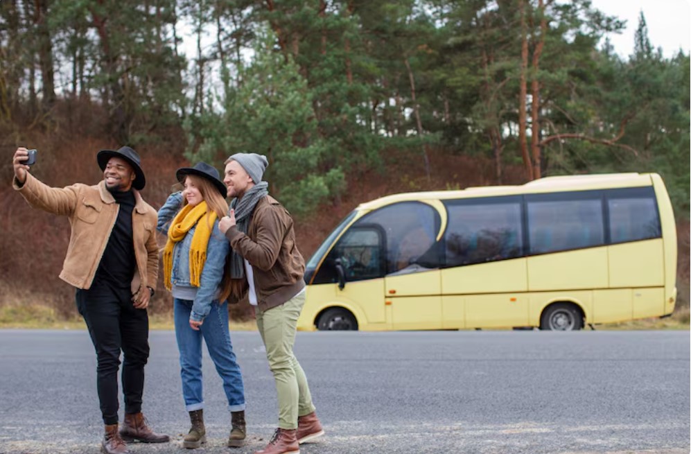 Reliable Minibus Hire in Glasgow: Travel Made Easy with Minibus4Me.co.uk